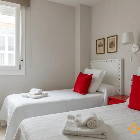 Mirador De La Vina Free Parking By Livework Apartment